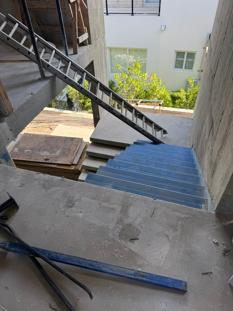 Casa Sera — Stair landing — construction progress
