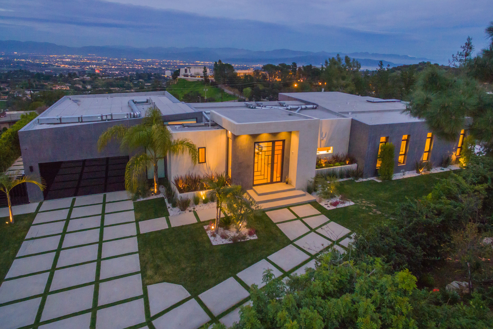 Villa Escondite — Aerial view of the residence