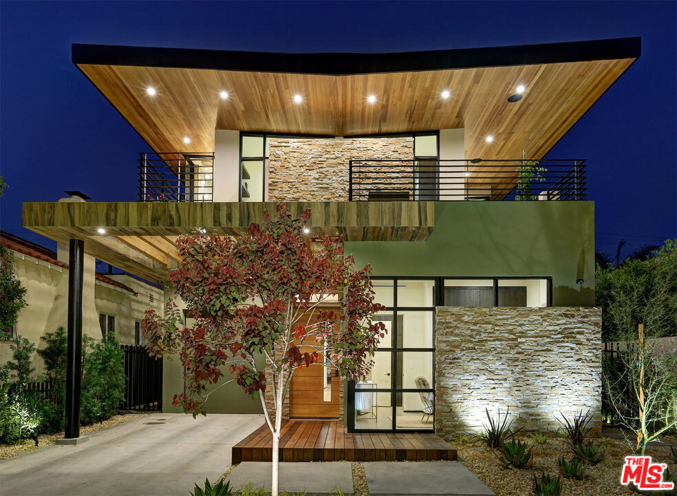 Weho Hideaway