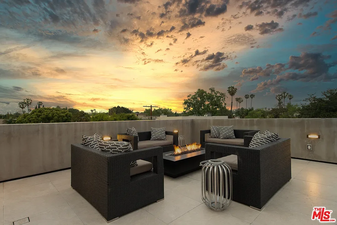 La Dulce Vida — Rooftop lounge at sunset